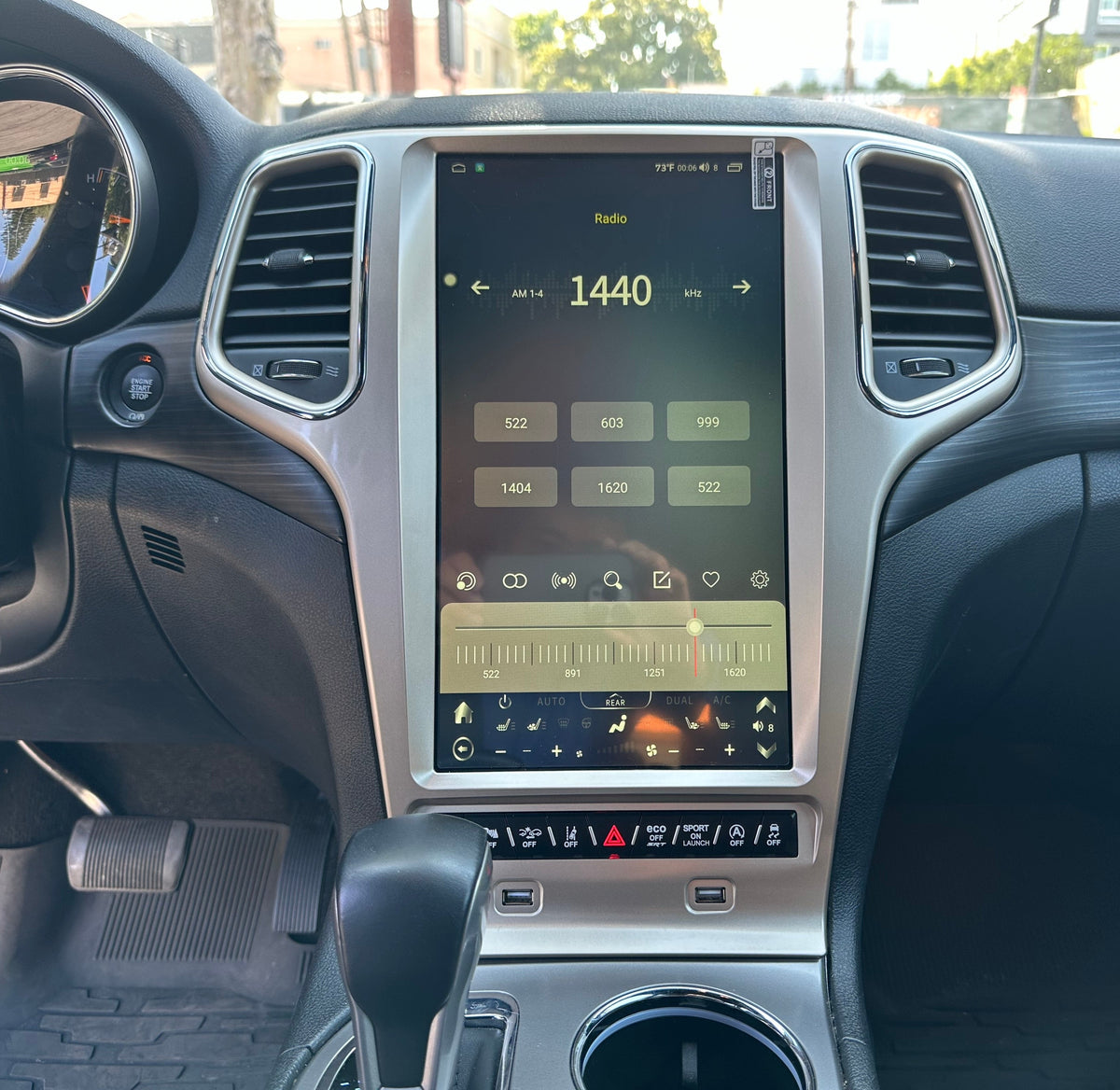 [ Hot-Sale] 13.6" Vertical Screen Android 13 Fast boot Navigation Radio for Jeep Grand Cherokee 2011 - 2022 | Phoenix Automotive