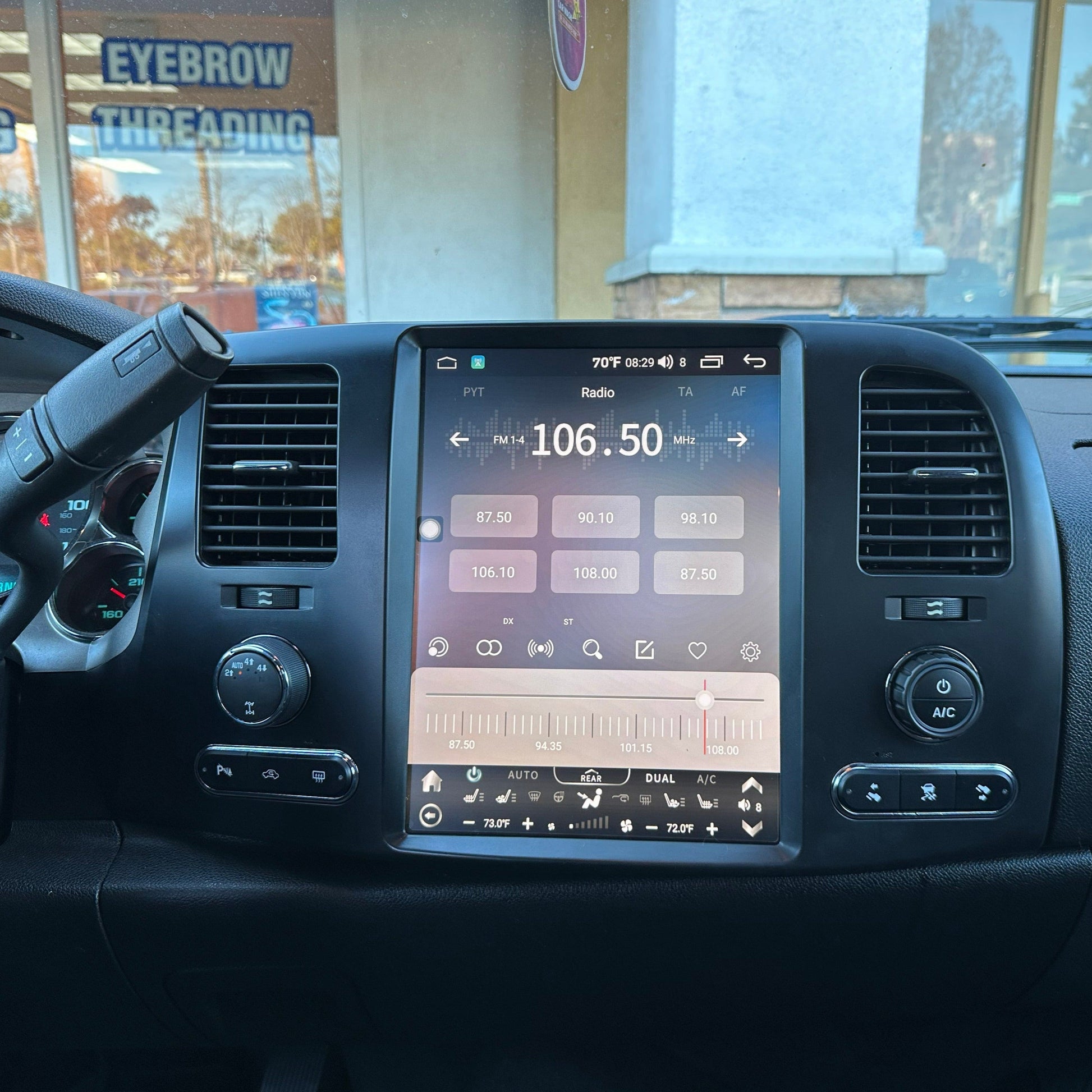 [Open box] 12.1” Android 10 fast boot Vertical Screen Navigation Radio for Chevrolet Silverado GMC Sierra 2007 - 2013 In-Dash audio/video players head unit stereo online Phoenix Automotive Android Radio Tesla-style T-style XL Large screen Vertical screen big screen Linkswell inc x knob joying Aucar auto AutoTecPro Navigation Systems Rhino dasaita American muscle nifty city merge screens seicane car radio